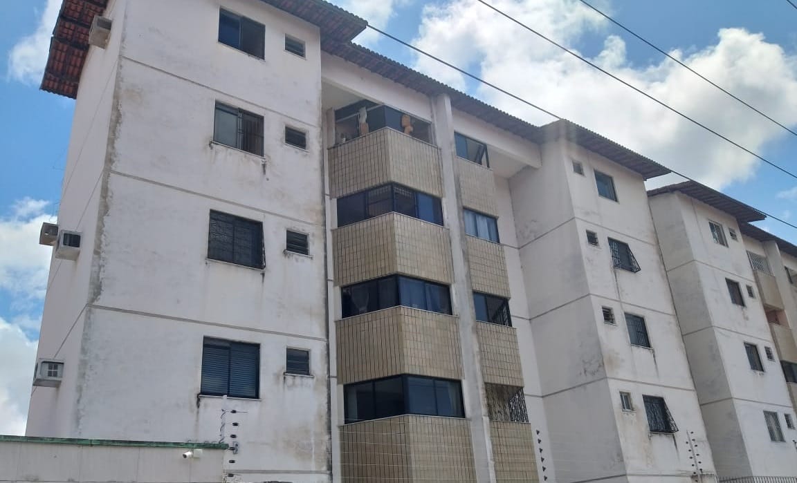 Apartamento em Montese, Fortaleza/CE de 76m² 2 quartos à venda por R$ 154.000,00