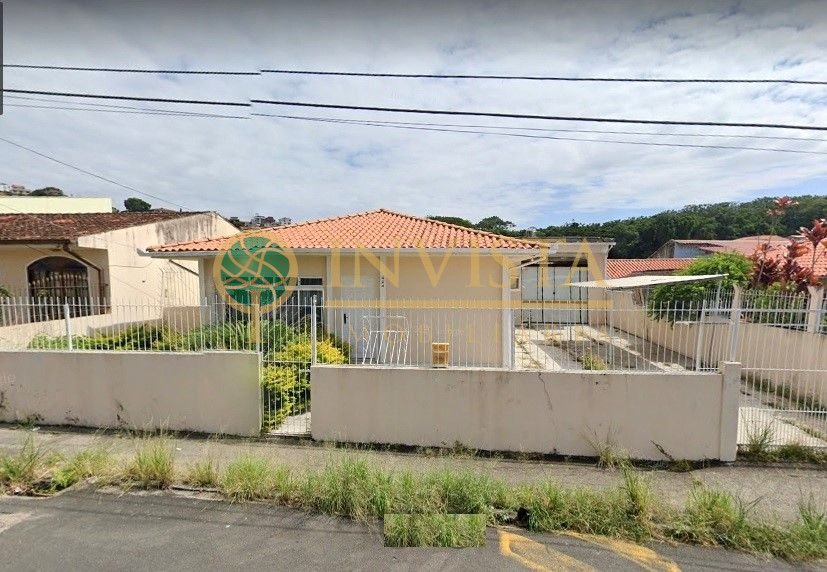 Casa em Agronômica, Florianópolis/SC de 0m² 3 quartos à venda por R$ 949.000,00