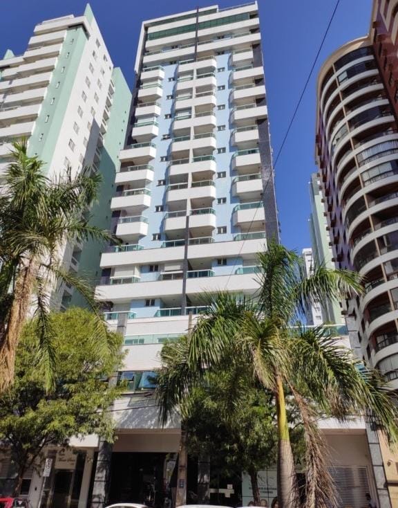 Apartamento em Zona 07, Maringá/PR de 260m² 4 quartos à venda por R$ 2.099.000,00
