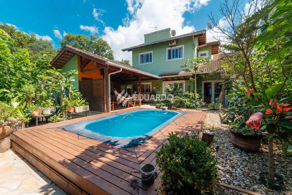 Casa em Mariscal, Bombinhas/SC de 190m² 4 quartos à venda por R$ 1.947.000,00