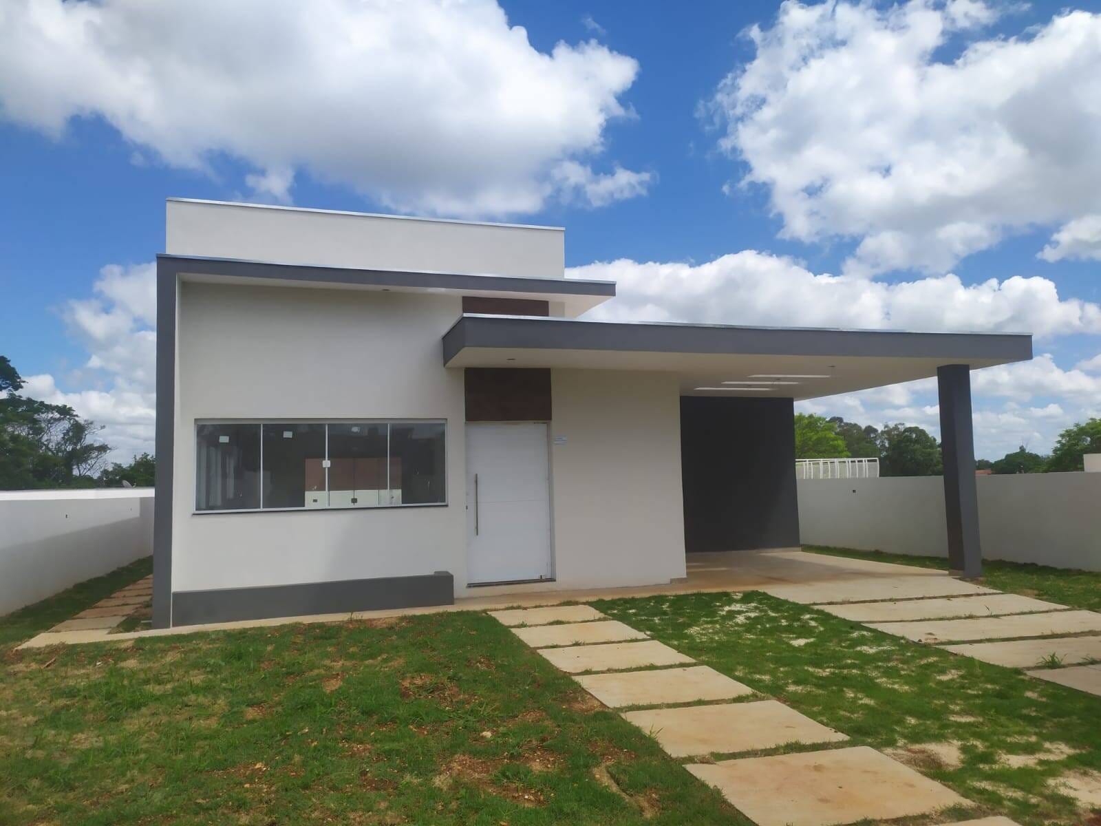 Casa em Condomínio Ninho Verde I, Porangaba/SP de 450m² 3 quartos à venda por R$ 569.000,00