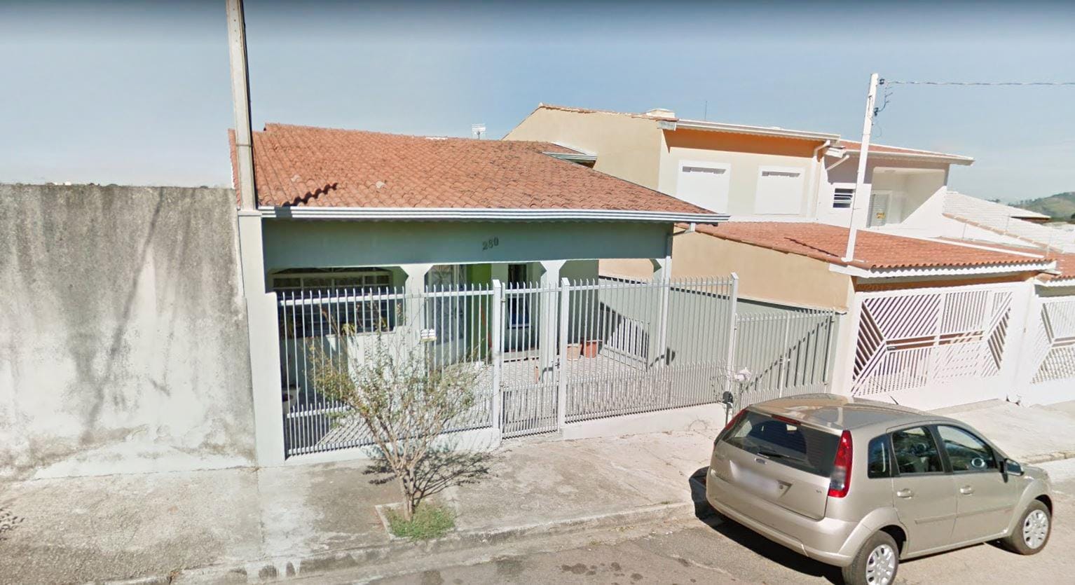 Casa em Aparecida, Bragança Paulista/SP de 220m² 3 quartos à venda por R$ 599.000,00
