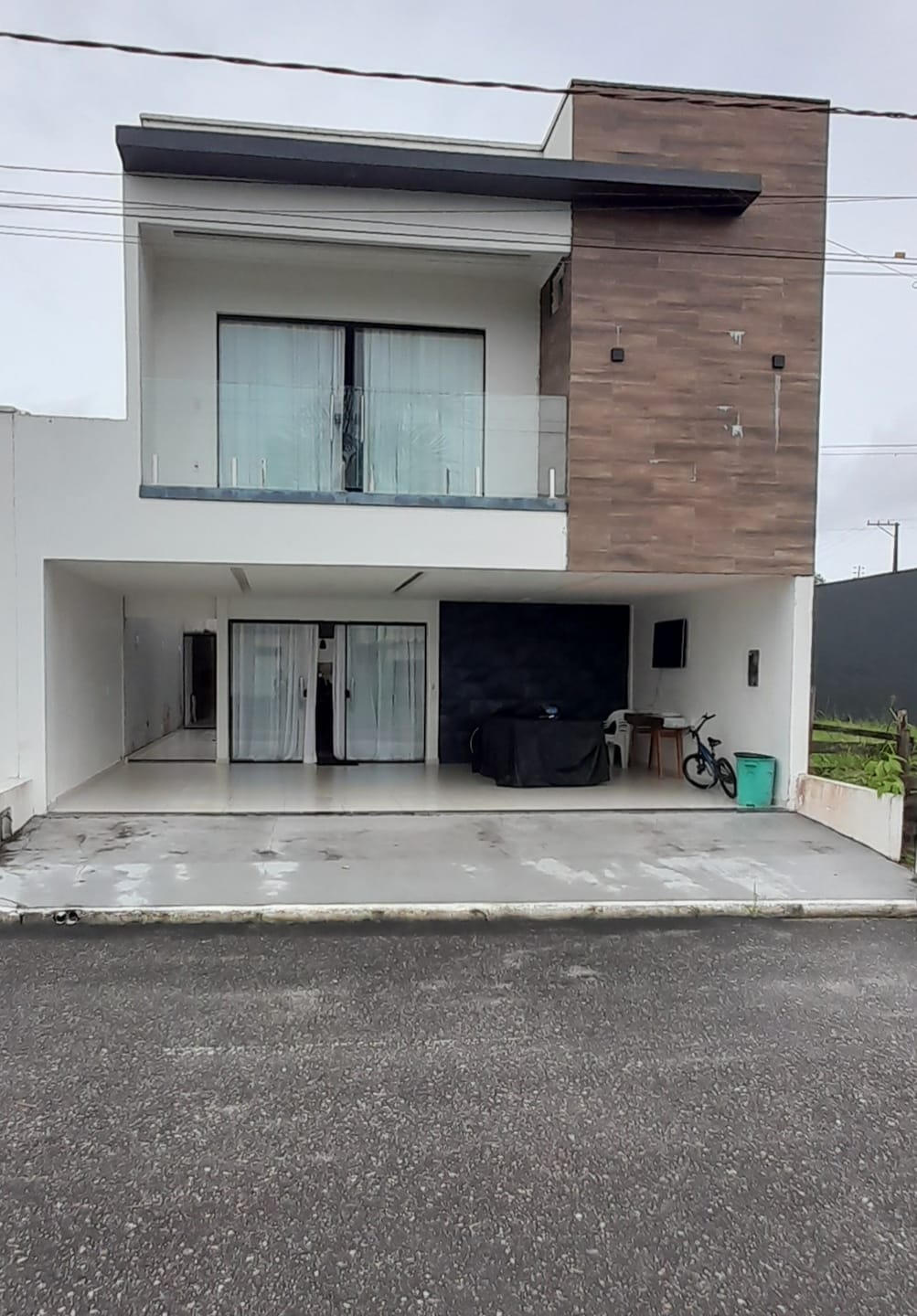 Casa em Quarenta Horas (Coqueiro), Ananindeua/PA de 230m² 4 quartos à venda por R$ 749.000,00