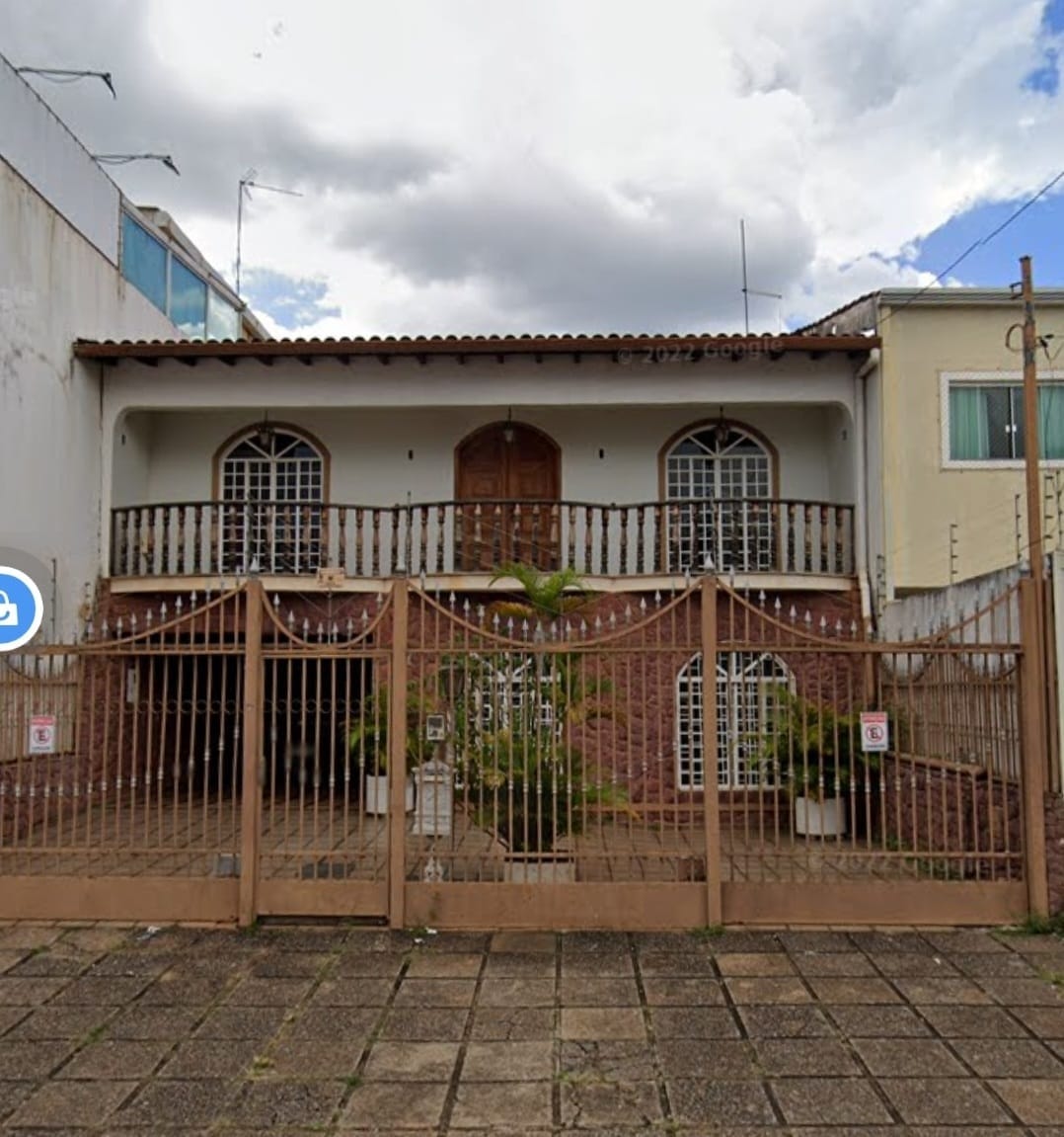 Casa em Taguatinga Norte (Taguatinga), Brasília/DF de 450m² 4 quartos à venda por R$ 849.000,00