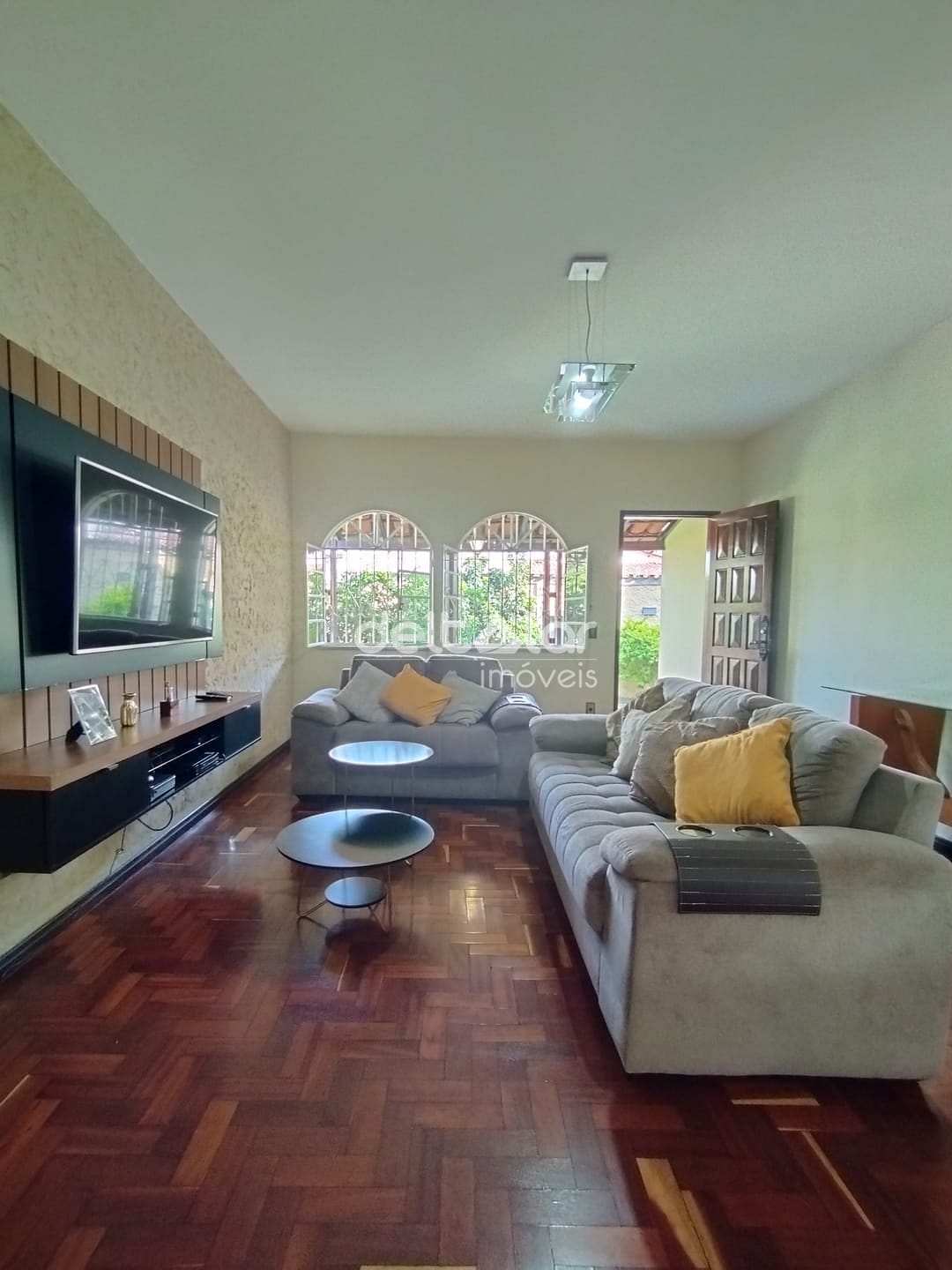 Casa em Floramar, Belo Horizonte/MG de 187m² 3 quartos à venda por R$ 779.000,00