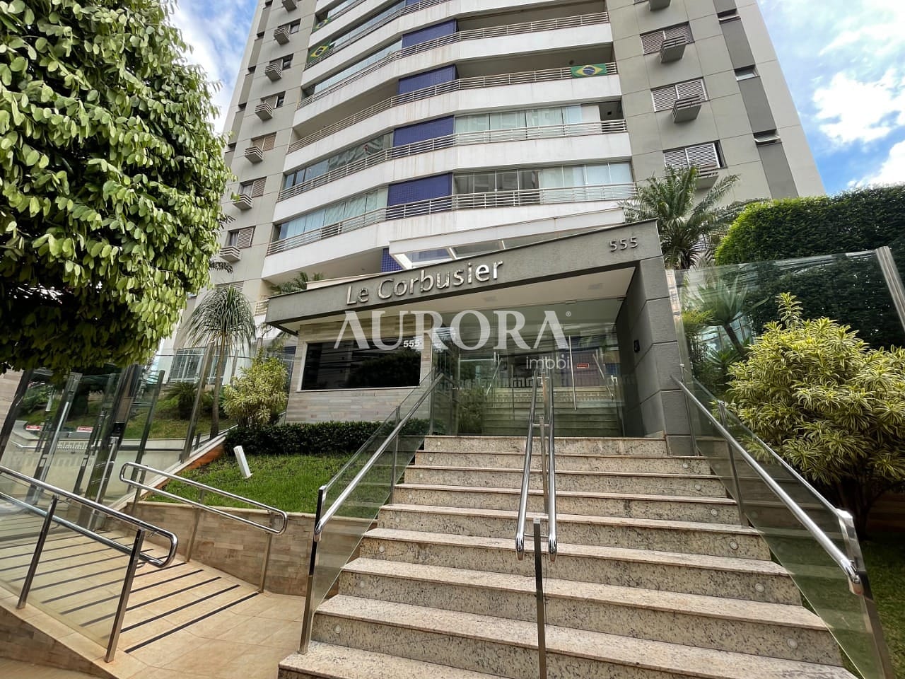 Apartamento em Santa Rosa, Londrina/PR de 157m² 4 quartos à venda por R$ 929.000,00