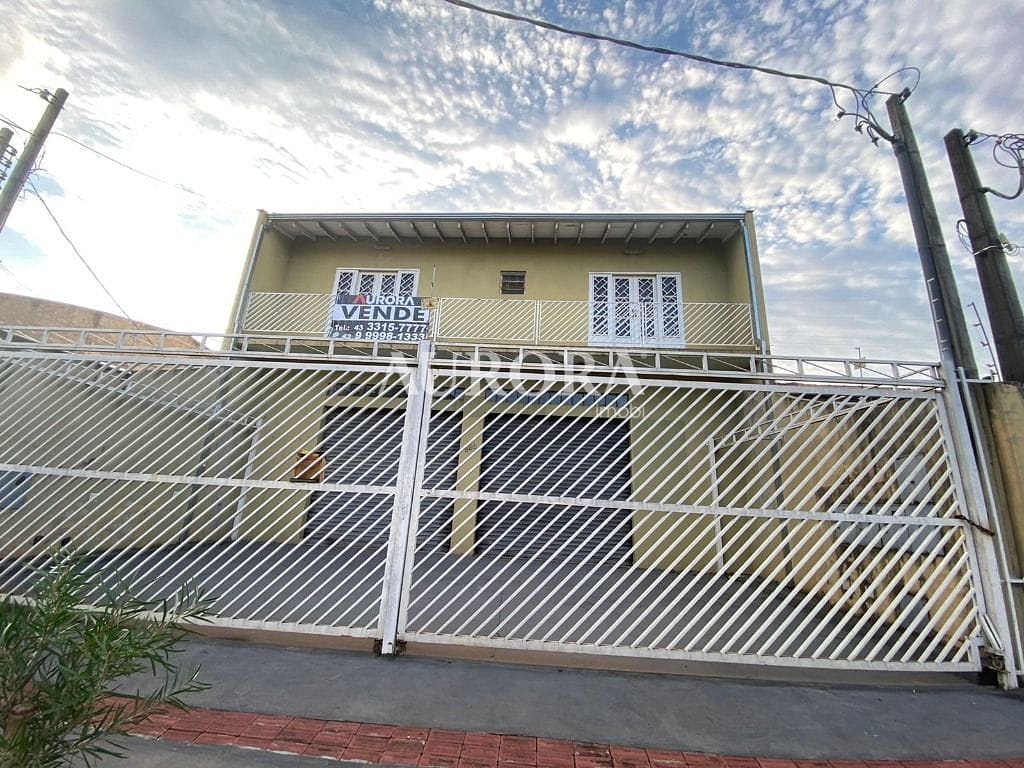 Casa em Centro, Londrina/PR de 647m² 4 quartos à venda por R$ 1.199.000,00