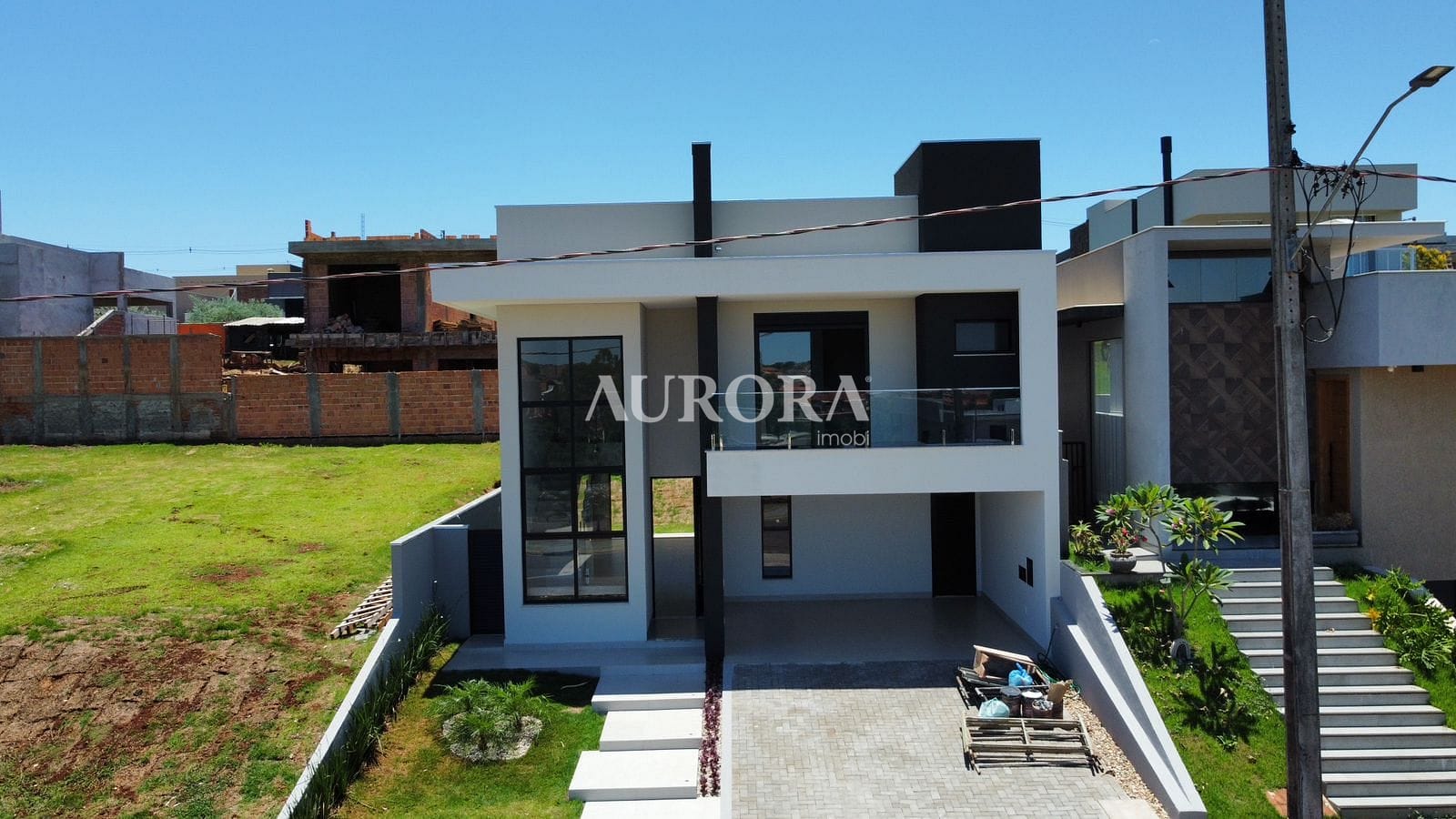 Casa em Jardim Morumbi, Londrina/PR de 187m² 3 quartos à venda por R$ 1.294.000,00