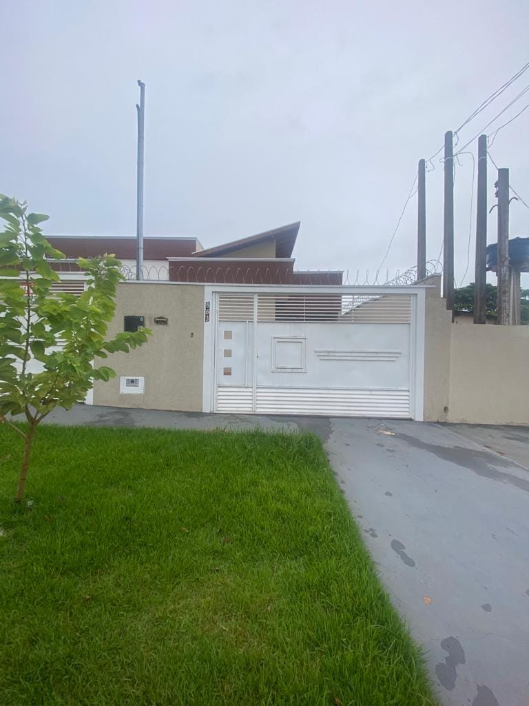 Casa em Vila Serradinho, Campo Grande/MS de 101m² 3 quartos à venda por R$ 369.000,00