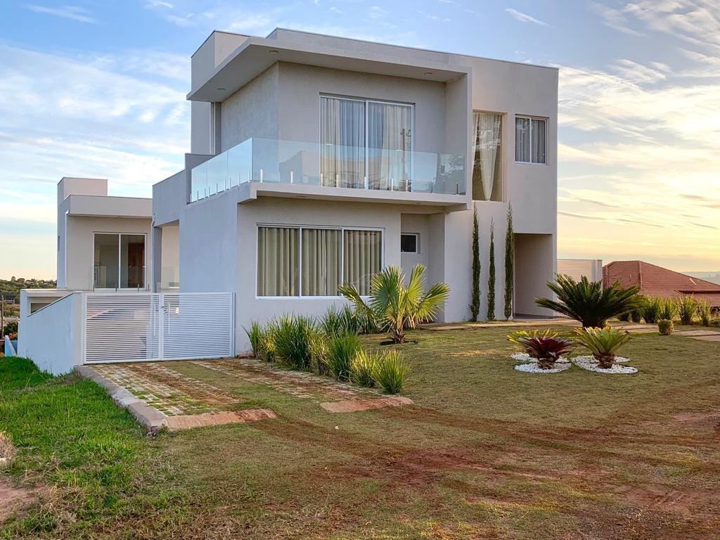 Casa em Ninho Verde Ii, Pardinho/SP de 285m² 4 quartos à venda por R$ 878.000,00