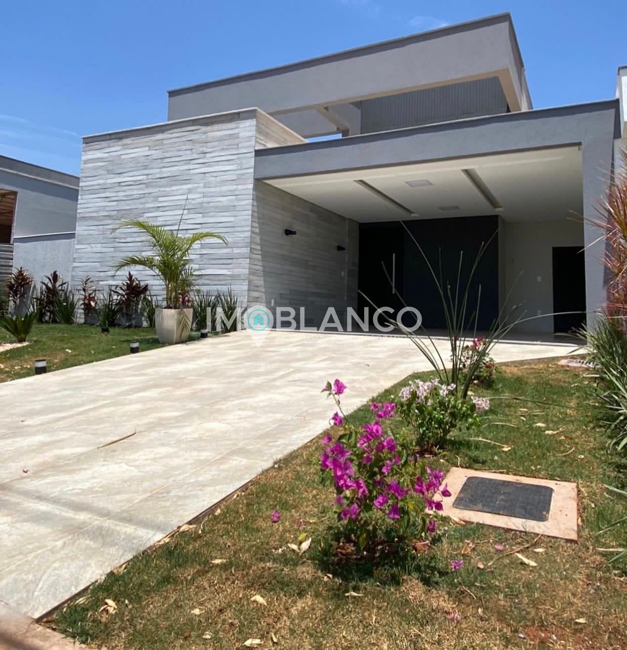 Casa em Terras Alpha Residencial 1, Senador Canedo/GO de 150m² 3 quartos à venda por R$ 919.000,00