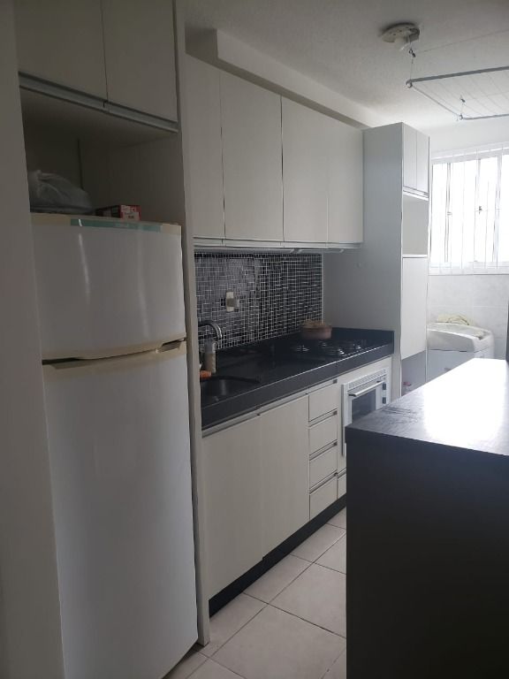 Apartamento em Espinheiros, Itajaí/SC de 52m² 2 quartos para locação R$ 1.700,00/mes