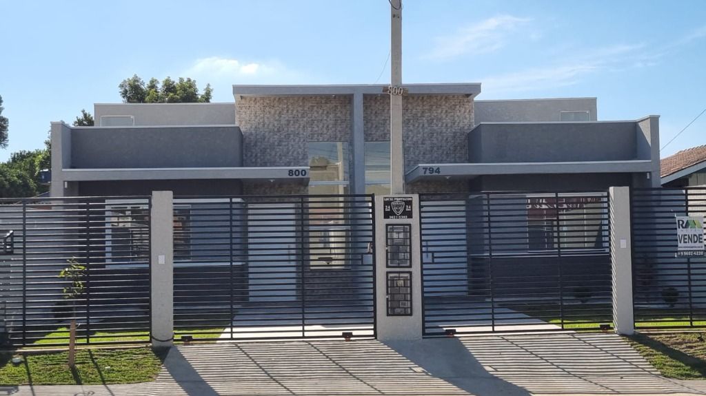 Casa em Santa Terezinha, Fazenda Rio Grande/PR de 64m² 3 quartos à venda por R$ 396.000,00