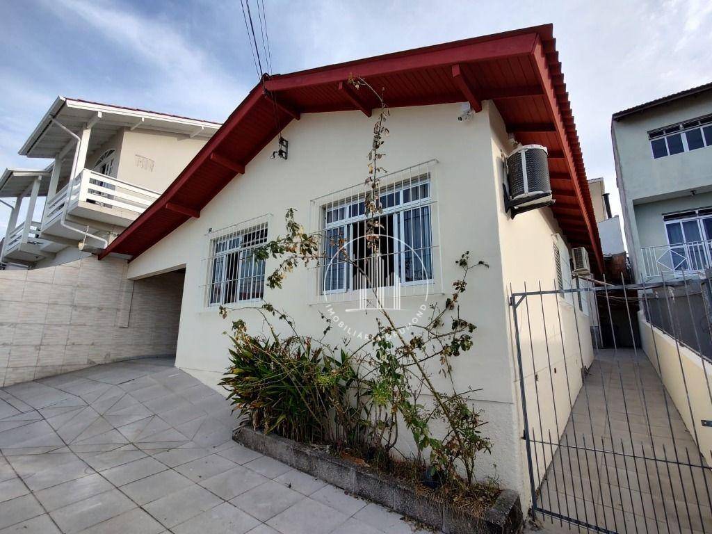 Casa em Bela Vista, São José/SC de 100m² 3 quartos à venda por R$ 448.900,00