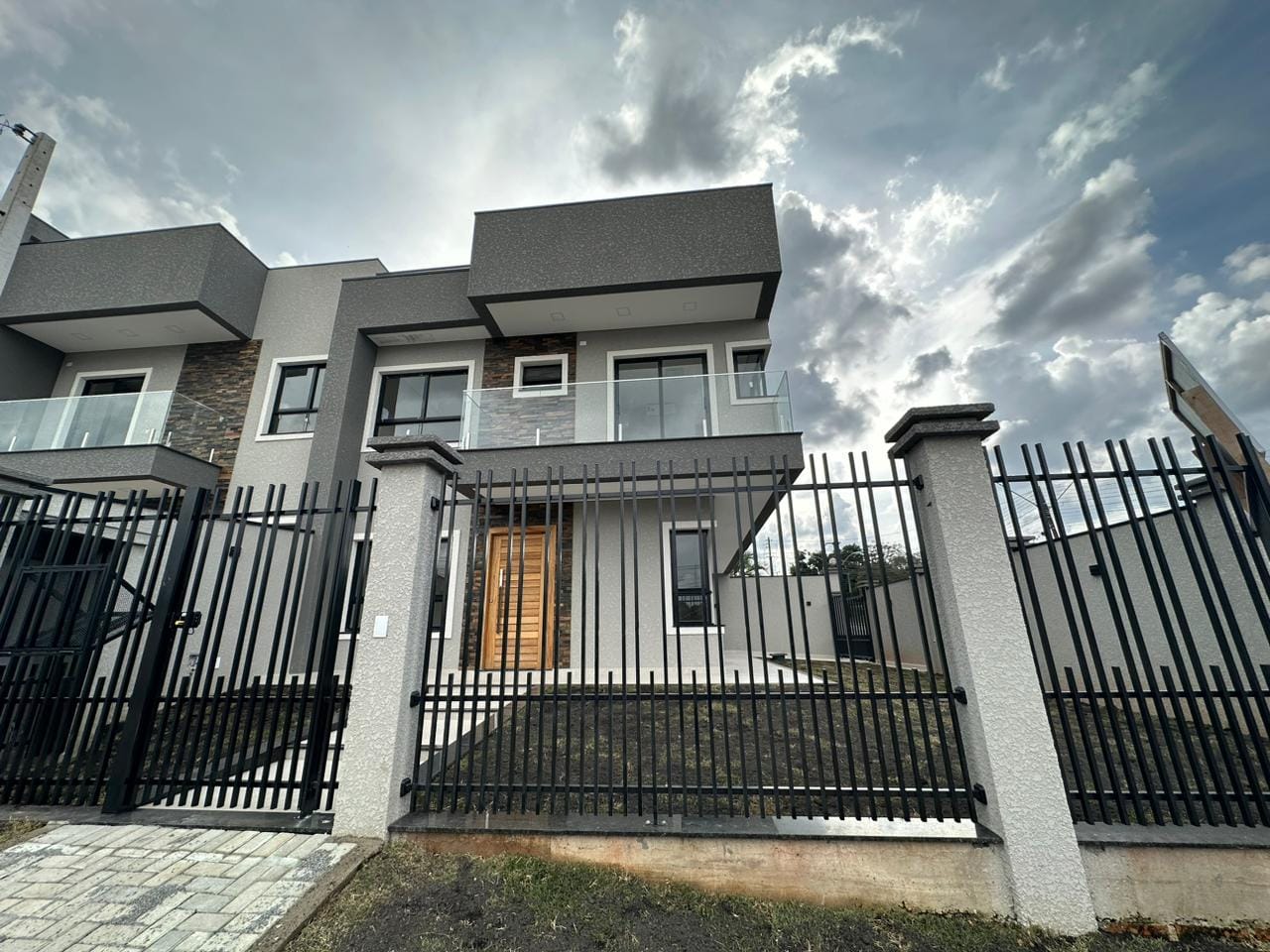 Casa em Porto das Laranjeiras, Araucária/PR de 145m² 3 quartos à venda por R$ 1.199.000,00