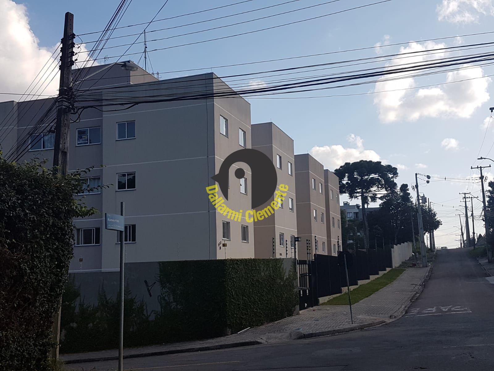 Apartamento em Jardim Amélia, Pinhais/PR de 58m² 3 quartos à venda por R$ 189.000,00