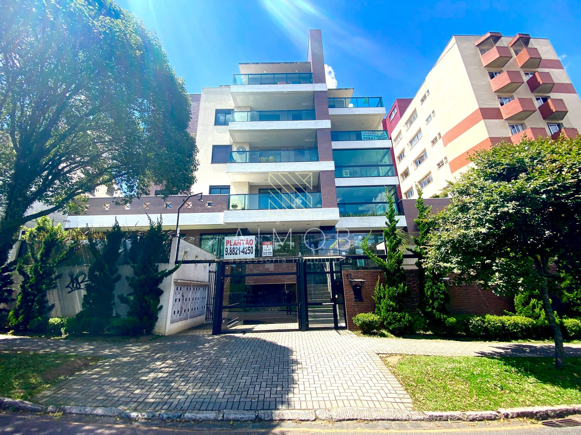 Apartamento em São Francisco, Curitiba/PR de 76m² 2 quartos à venda por R$ 799.000,00