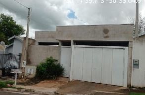 Casa em Centro, Jales/SP de 160m² 2 quartos à venda por R$ 96.700,00
