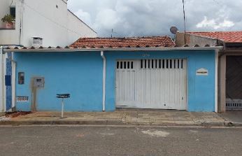 Casa em Parque Residencial Abílio Pedro, Limeira/SP de 128m² 3 quartos à venda por R$ 175.900,00