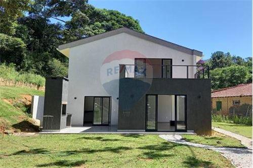 Casa em Parque do Imbui, Teresópolis/RJ de 230m² 3 quartos à venda por R$ 849.000,00
