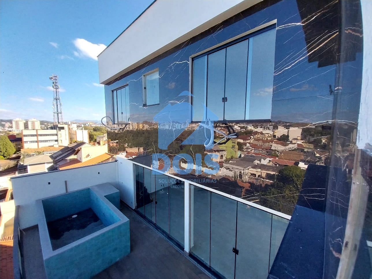 Apartamento em Niterói, Volta Redonda/RJ de 158m² 3 quartos à venda por R$ 1.199.000,00