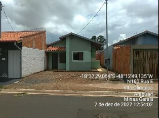 Casa em Centro, Araguari/MG de 160m² 2 quartos à venda por R$ 70.850,00