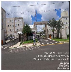 Apartamento em Laranjeiras, Uberlândia/MG de 10m² 2 quartos à venda por R$ 98.000,00