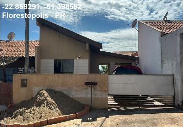 Casa em Jardim Ipe, Florestopolis/PR de 170m² 2 quartos à venda por R$ 114.500,00