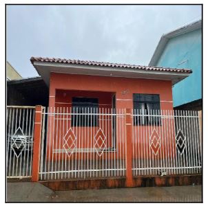 Casa em Cruzeiro, Siqueira Campos/PR de 126m² 2 quartos à venda por R$ 136.000,00
