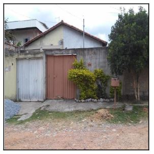 Casa em Santa Cecilia, Esmeraldas/MG de 180m² 2 quartos à venda por R$ 138.000,00