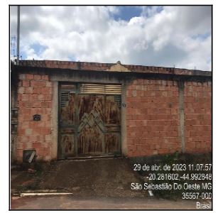 Casa em Lot Dona Ligia, Sao Sebastiao Do Oeste/MG de 200m² 2 quartos à venda por R$ 104.900,00