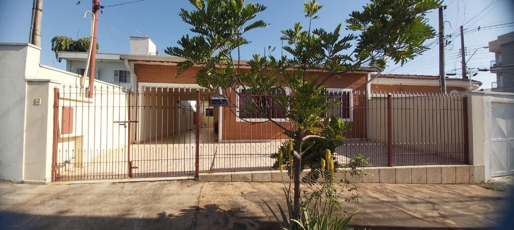 Casa em Jardim Sônia, Jaguariúna/SP de 181m² 3 quartos à venda por R$ 649.000,00