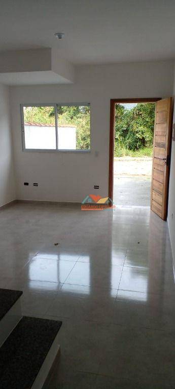Casa em Massaguaçu, Caraguatatuba/SP de 84m² 2 quartos à venda por R$ 427.000,00 ou para locação R$ 2.700,00/mes