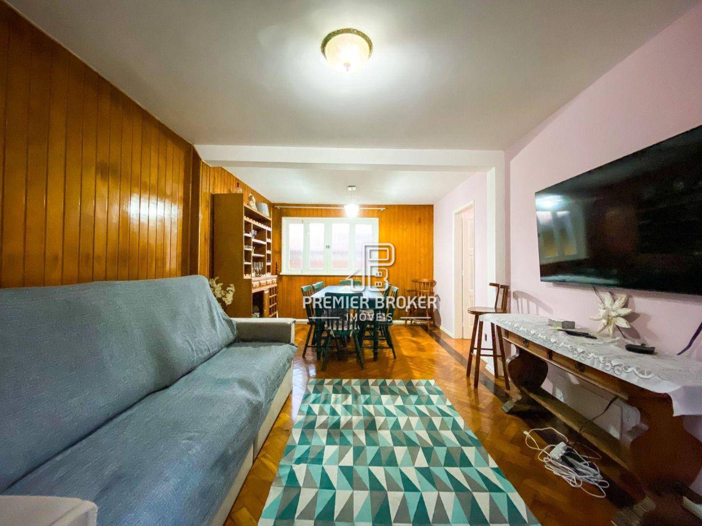 Casa em Iucas, Teresópolis/RJ de 120m² 3 quartos à venda por R$ 479.000,00