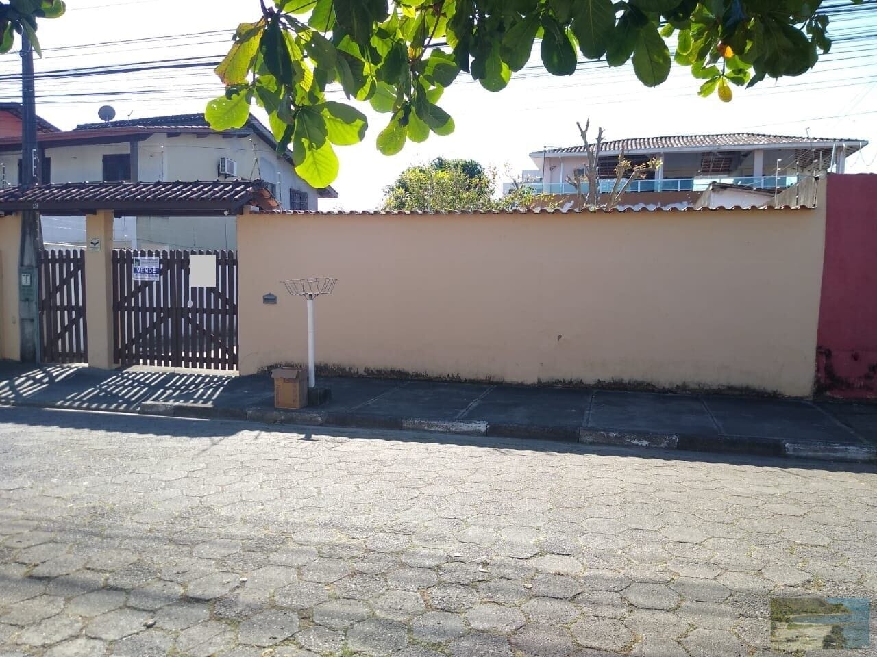 Casa em Martim de Sá, Caraguatatuba/SP de 120m² 2 quartos à venda por R$ 549.000,00 ou para locação R$ 3.000,00/mes