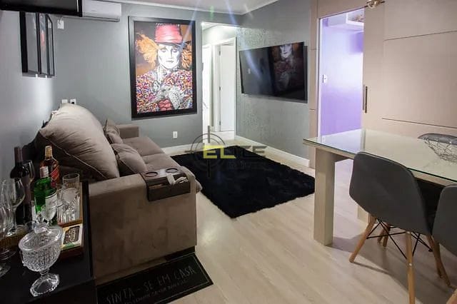 Apartamento em Abraão, Florianópolis/SC de 64m² 4 quartos à venda por R$ 374.000,00