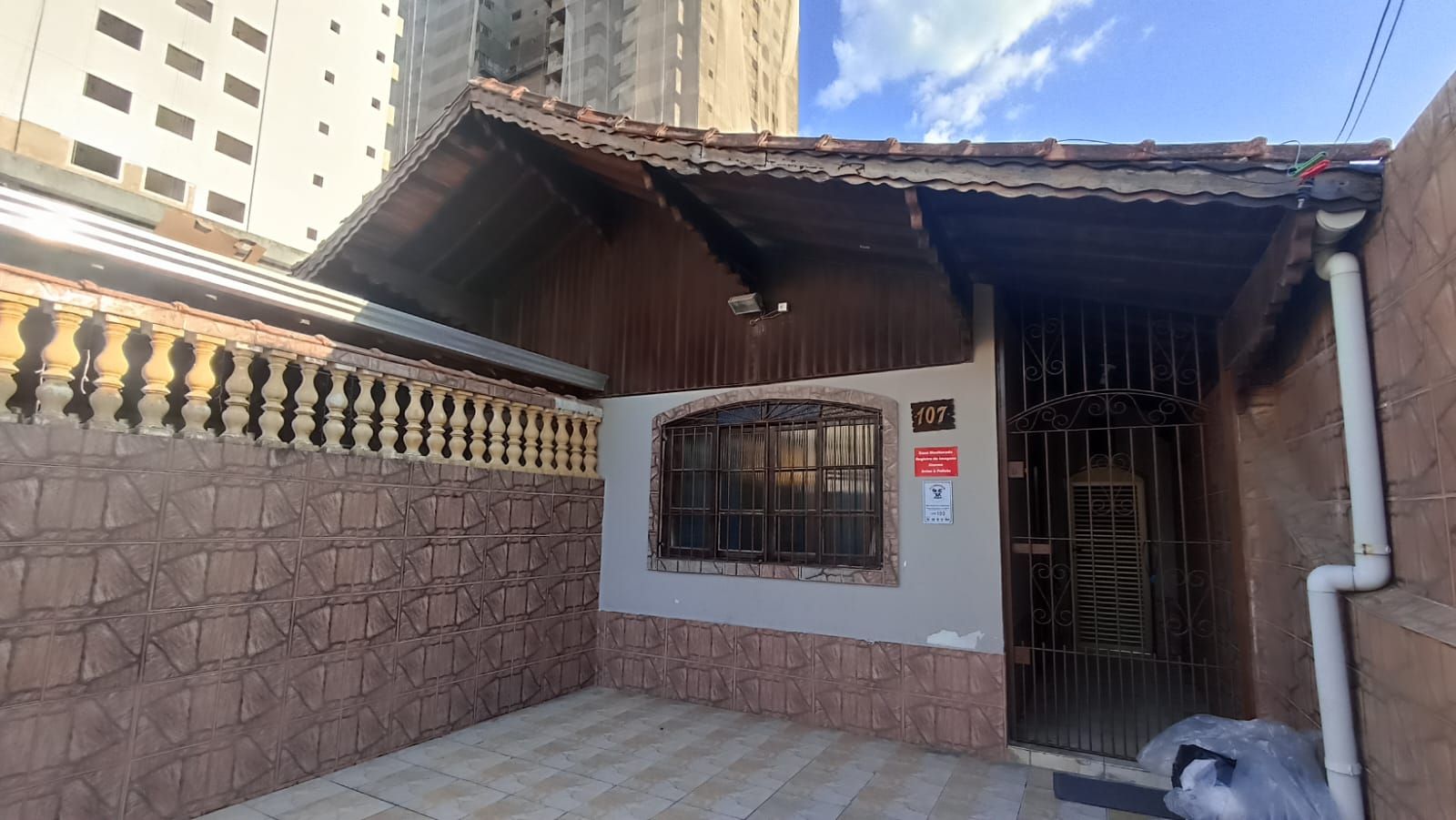 Casa em Vila Caiçara, Praia Grande/SP de 74m² 2 quartos para locação R$ 1.800,00/mes