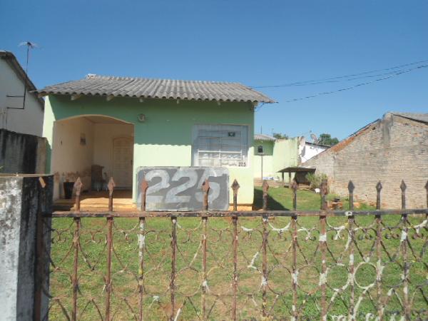 Casa em Jardim Carvalho, Ponta Grossa/PR de 275m² 3 quartos à venda por R$ 78.000,00