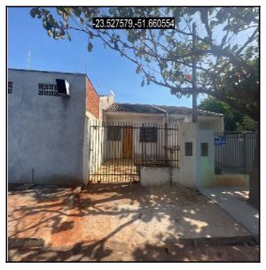 Casa em Parque Residencial Bom Pastor, Sarandi/PR de 100m² 2 quartos à venda por R$ 137.000,00