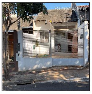 Casa em Jardim Planalto, Londrina/PR de 125m² 2 quartos à venda por R$ 169.000,00