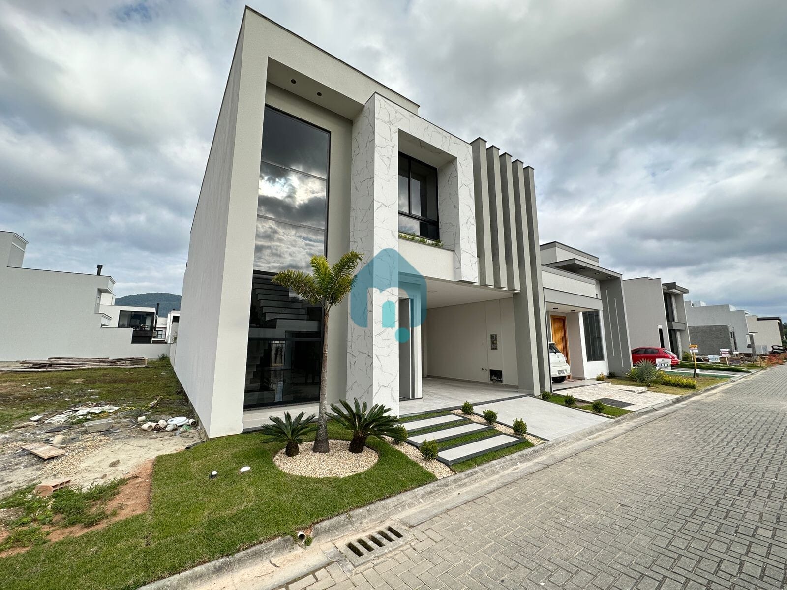Casa em Bairro Deltaville, Biguaçu/SC de 264m² 4 quartos à venda por R$ 1.689.000,00