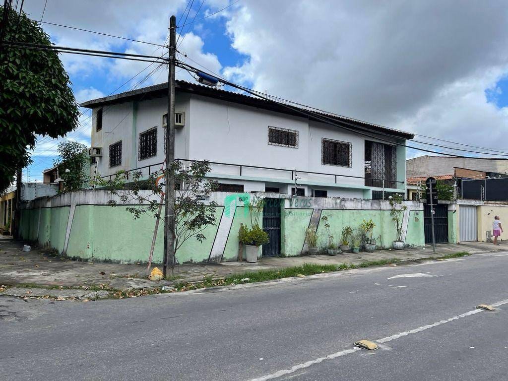 Casa em Parque Manibura, Fortaleza/CE de 353m² 6 quartos à venda por R$ 1.399.000,00