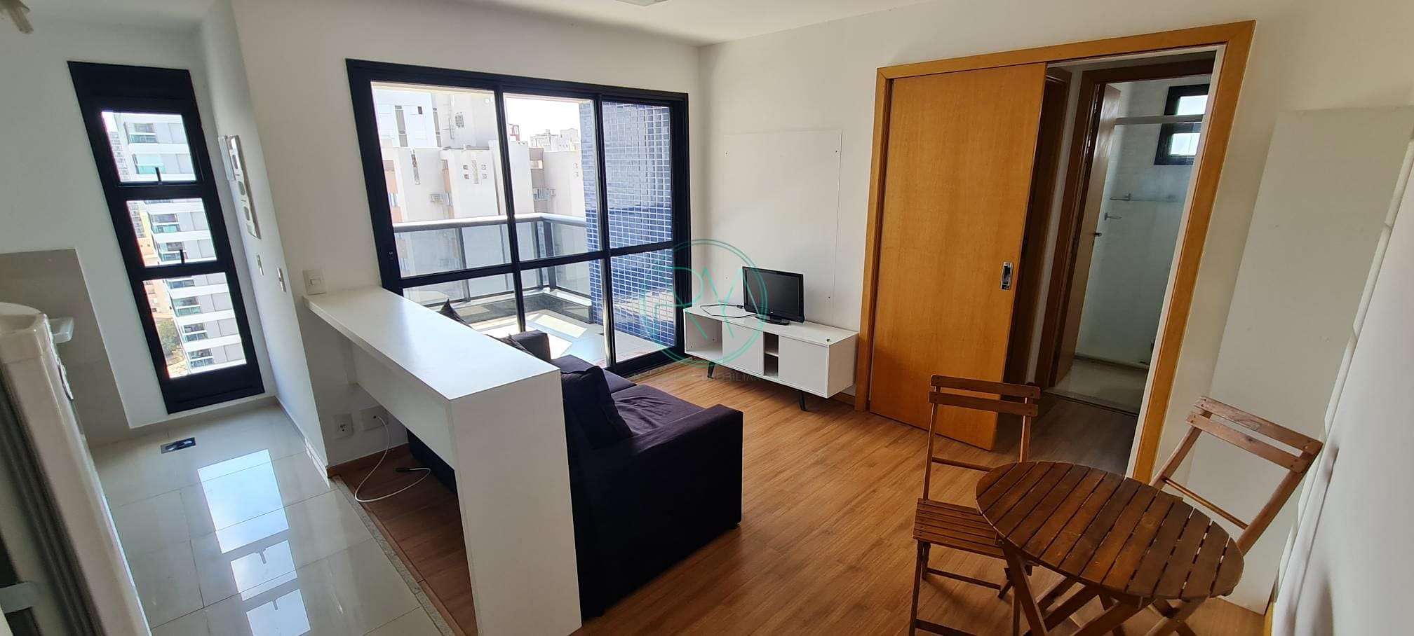 Apartamento em Centro, Londrina/PR de 43m² 1 quartos para locação R$ 1.800,00/mes
