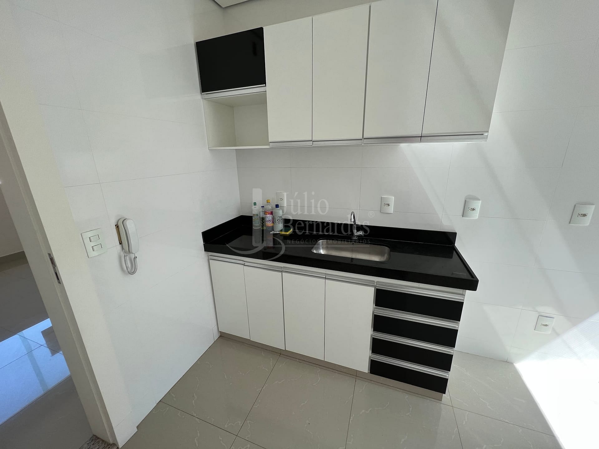 Apartamento em Augusta Mota, Montes Claros/MG de 85m² 3 quartos à venda por R$ 264.000,00