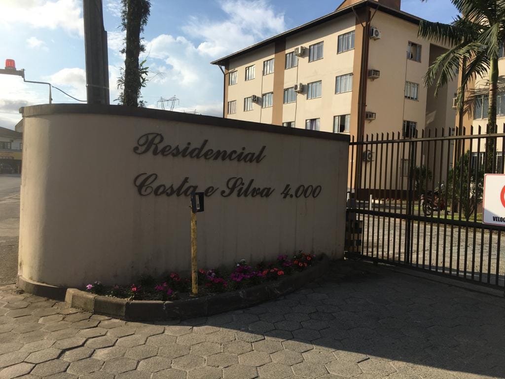Apartamento em Costa e Silva, Joinville/SC de 73m² 3 quartos à venda por R$ 204.000,00