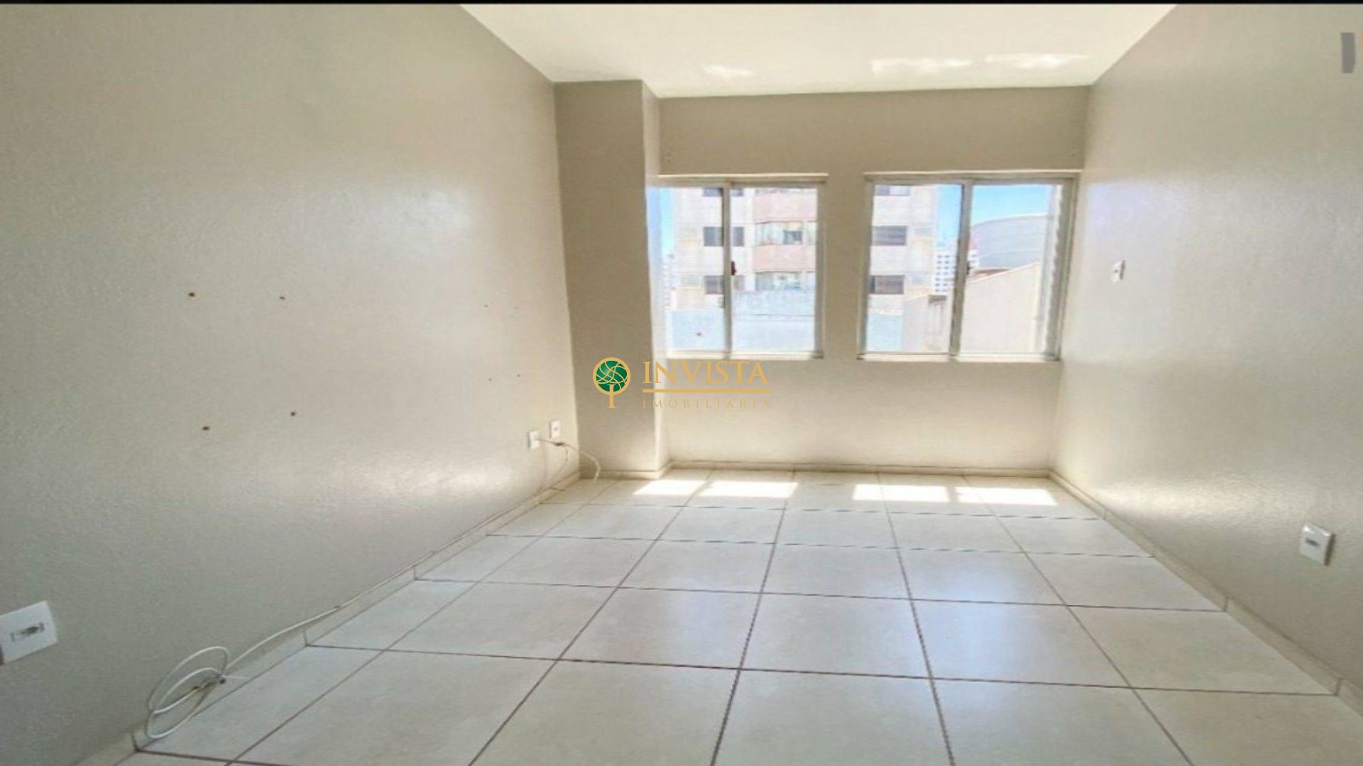 Apartamento em Centro, Florianópolis/SC de 0m² 3 quartos à venda por R$ 379.000,00