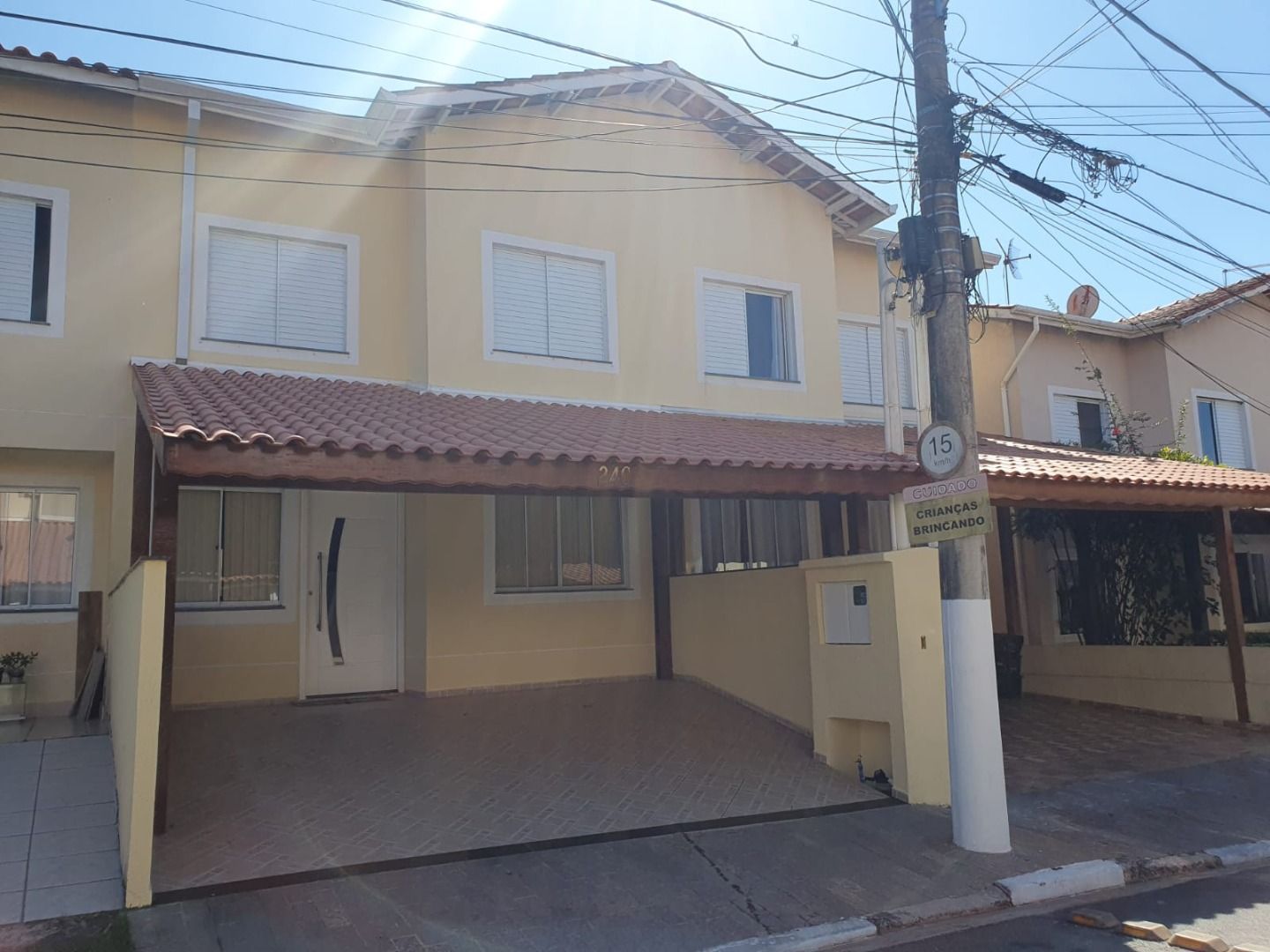 Casa em Jardim Petrópolis, Cotia/SP de 72m² 3 quartos à venda por R$ 379.000,00
