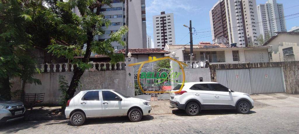 Casa em Casa Amarela, Recife/PE de 283m² 16 quartos para locação R$ 7.500,00/mes