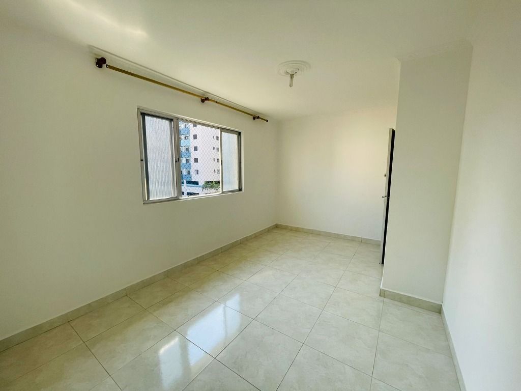 Apartamento em Vila Mirim, Praia Grande/SP de 45m² 1 quartos à venda por R$ 194.000,00