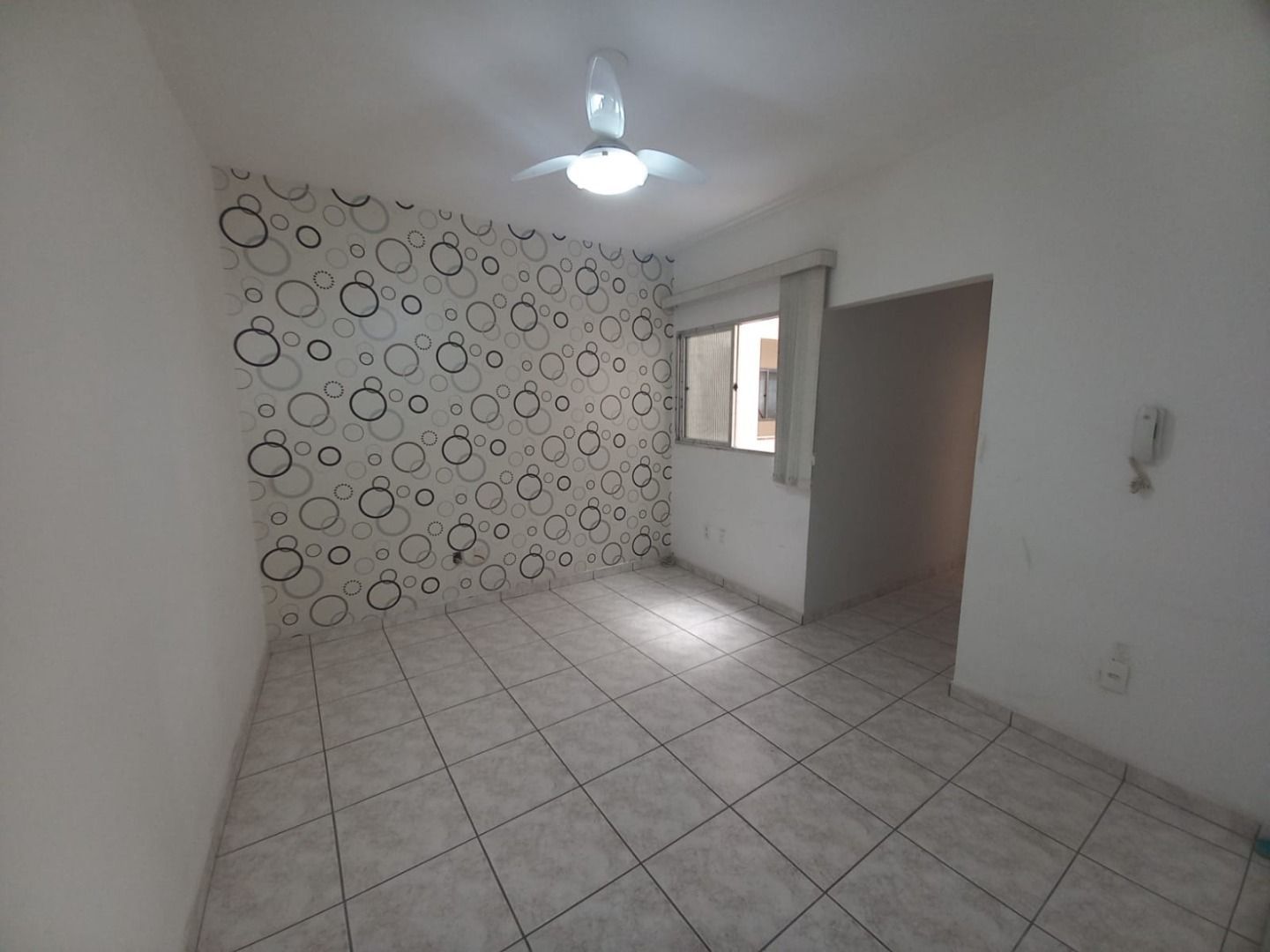Apartamento em Vila Tupi, Praia Grande/SP de 63m² 1 quartos à venda por R$ 234.000,00